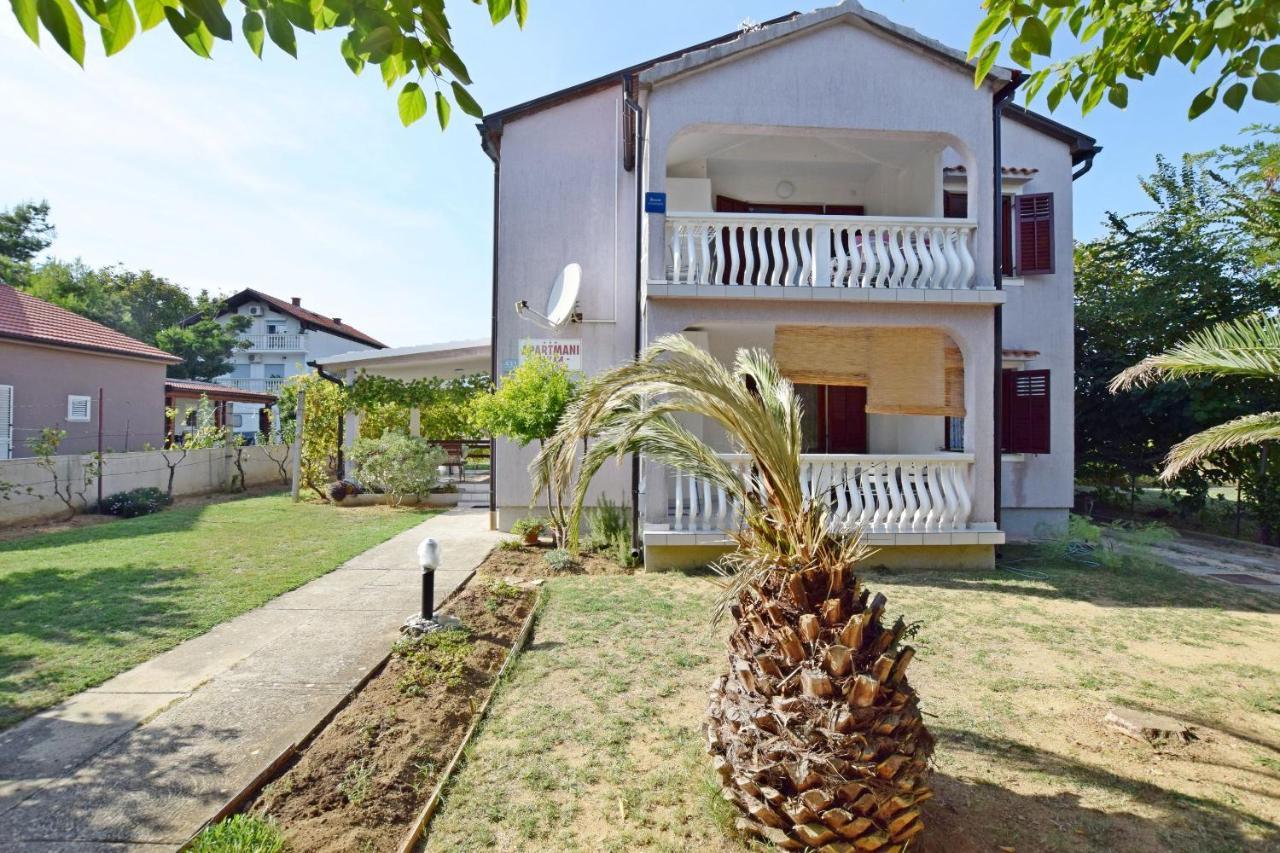 Apartments Keti Nin Exterior foto